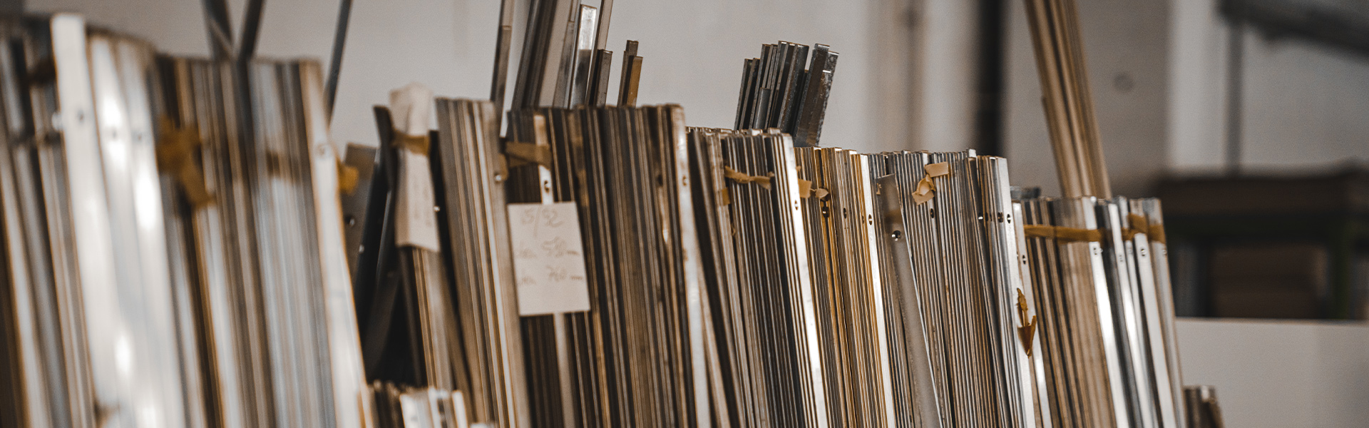 Fensterbeschläge in Produktion